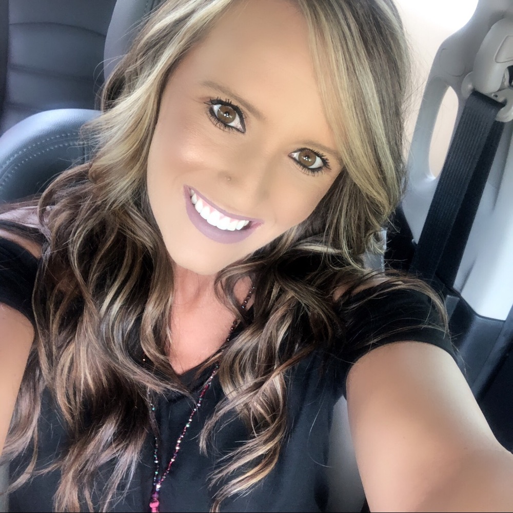 Meet your Posher, Jennifer